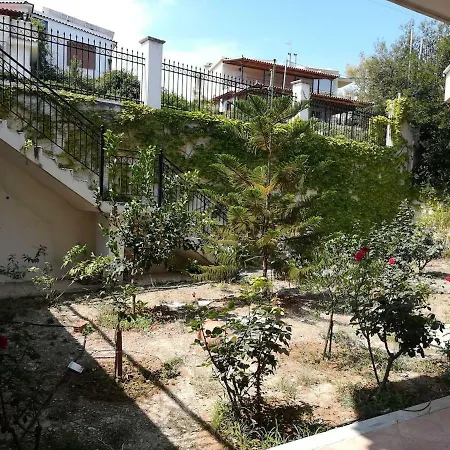 Seaview In The Beautiful Melissi Apartament *